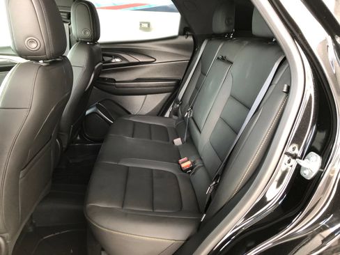 Used 2025 Chevrolet TrailBlazer ACTIV w/ Convenience Package AWD/4WD image 12