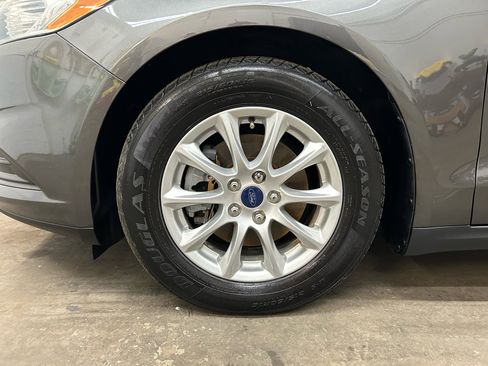 Used 2015 Ford Fusion S image 7