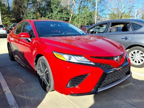 Certified 2020 Toyota Camry XSE image 1