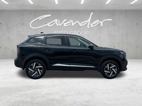 New 2026 Nissan Kicks SV FWD image 18