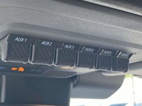 New 2025 Ford Bronco Raptor image 24