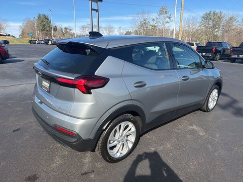 New 2027 Chevrolet Bolt LT w/ Comfort Package image 7