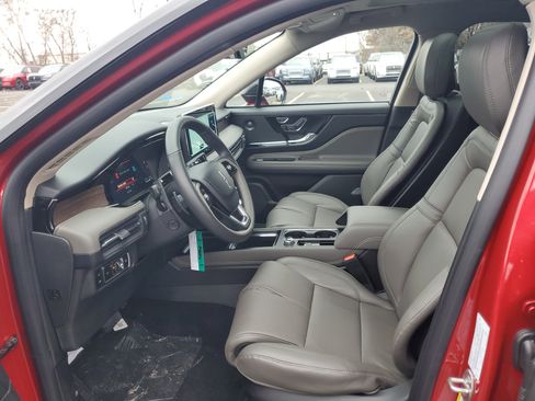 New 2026 Lincoln Corsair Grand Touring image 12