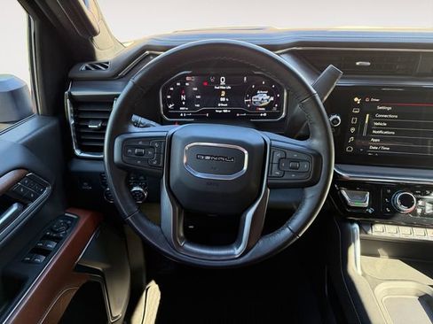 Used 2024 GMC Sierra 3500 Denali Ultimate AWD/4WD image 12