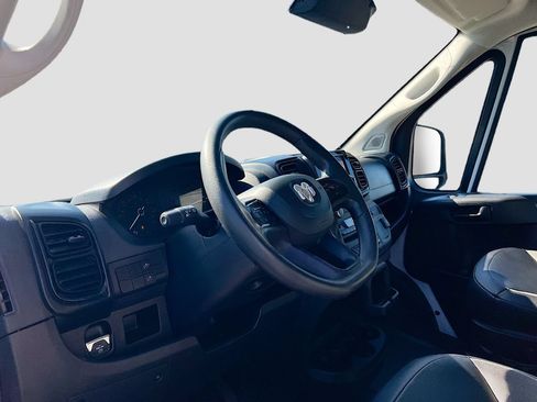 Used 2023 RAM ProMaster 2500 FWD image 9