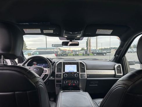 Used 2020 Ford F350 Platinum w/ FX4 Off-Road Package image 22