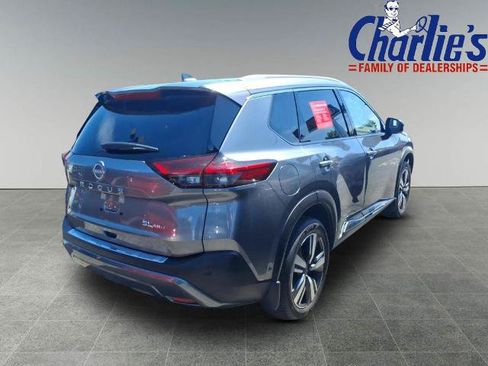 Certified 2023 Nissan Rogue SL w/ SL Premium Package AWD/4WD image 4