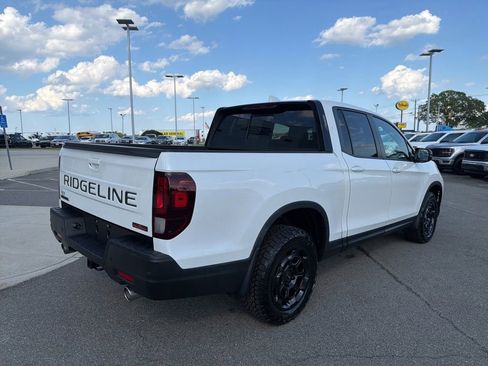 Used 2026 Honda Ridgeline TrailSport image 4