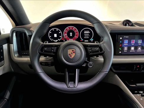 New 2026 Porsche Cayenne Coupe AWD/4WD image 15