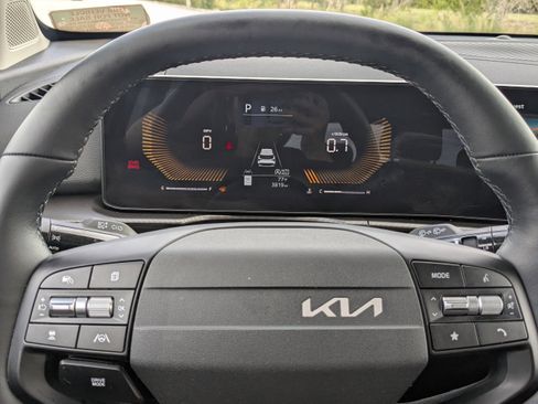 Used 2026 Kia Sportage EX image 33