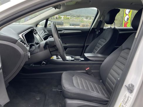 Used 2014 Ford Fusion SE image 13