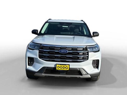 New 2026 Ford Explorer Active image 8