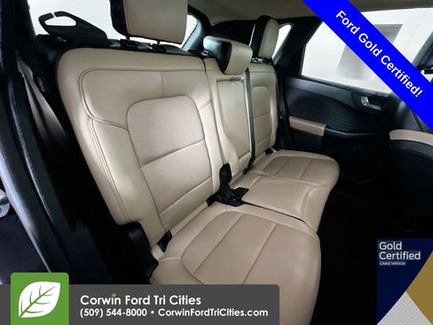 Used 2020 Ford Escape Titanium image 17