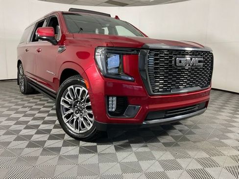 Used 2023 GMC Yukon XL Denali Ultimate AWD/4WD image 52
