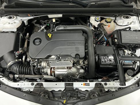 Used 2024 Chevrolet Malibu LT FWD image 18