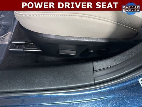 Used 2025 MAZDA MAZDA3 s image 5