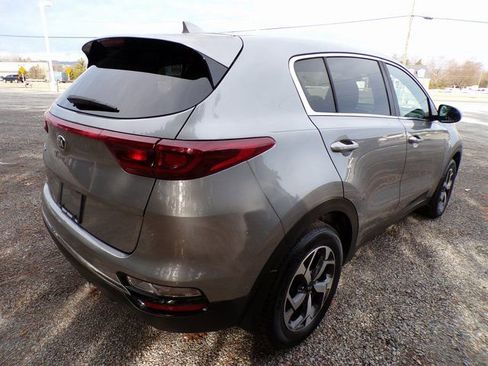 Used 2020 Kia Sportage LX image 4