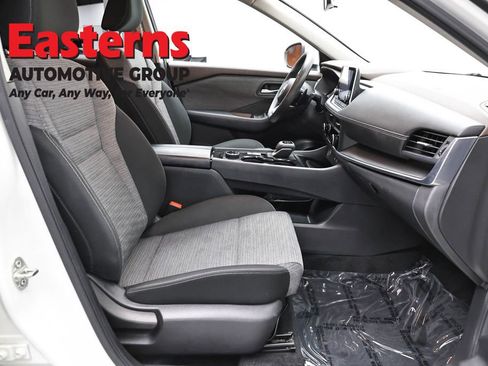Used 2023 Nissan Rogue SV AWD/4WD image 24