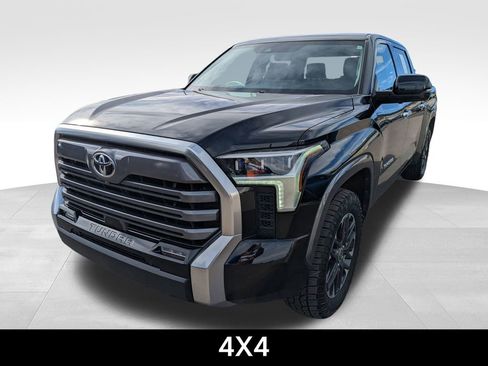 Used 2023 Toyota Tundra Limited image 3