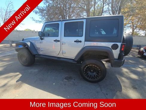 Used 2017 Jeep Wrangler Unlimited Sport w/ Quick Order Package 24S AWD/4WD image 5