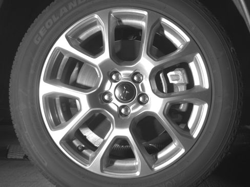 Used 2025 Jeep Compass Limited image 13