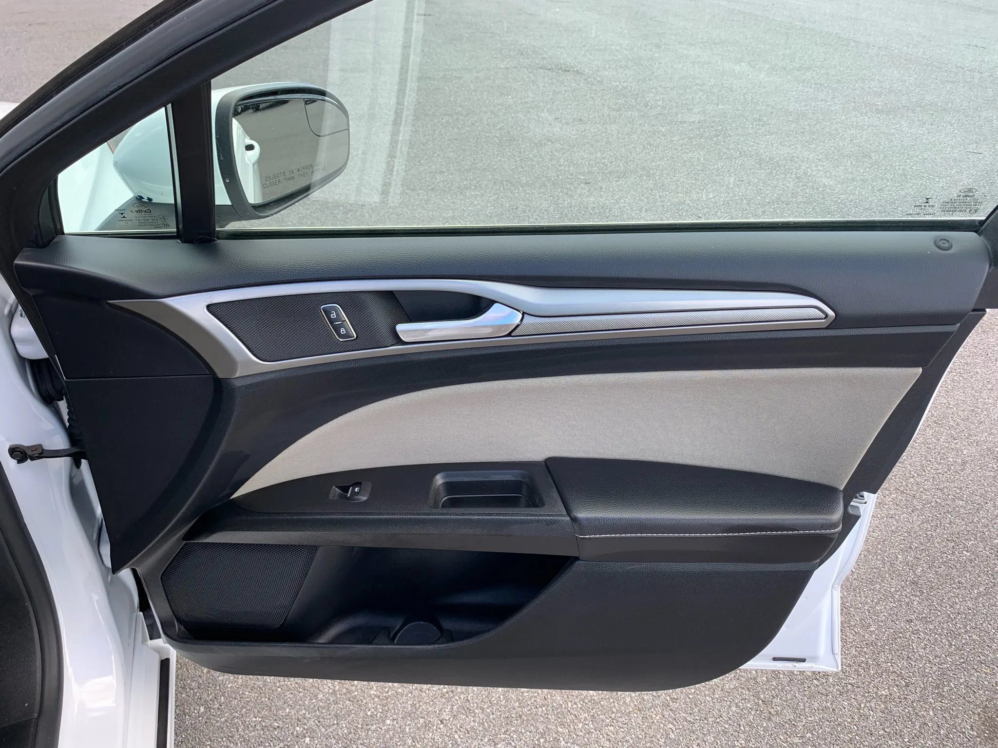 Used 2018 Ford Fusion S FWD image 20