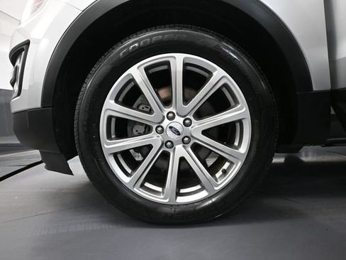Used 2017 Ford Explorer Limited AWD/4WD image 16