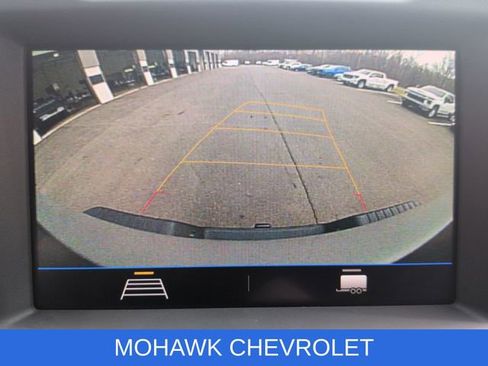 Used 2022 Chevrolet Silverado 2500 Custom w/ Custom Value Package image 16