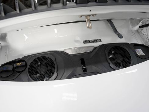 Used 2020 Porsche 911 Carrera image 44