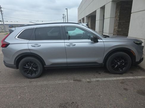 Used 2025 Honda CR-V Sport-L image 3