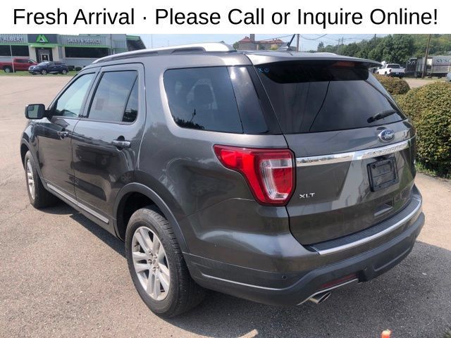 Used 2018 Ford Explorer XLT w/ Equipment Group 202A AWD/4WD image 3