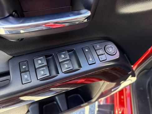 Used 2018 GMC Sierra 1500 SLT image 26