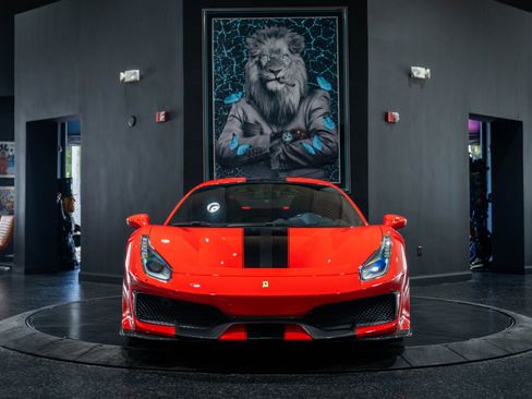 Used 2020 Ferrari 488 Pista Coupe image 10