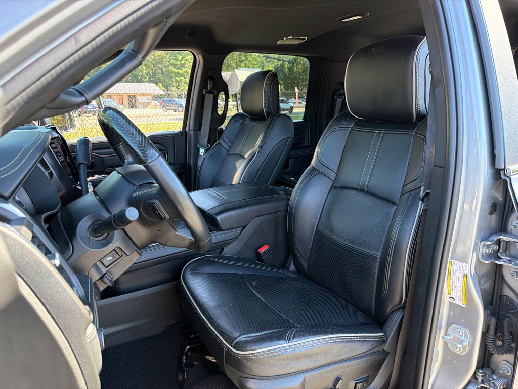 Used 2022 RAM 3500 Limited AWD/4WD image 19