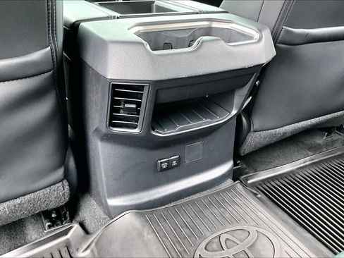 Used 2024 Toyota Tundra Limited image 14