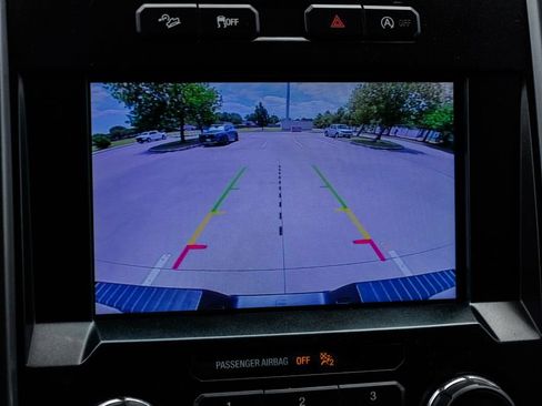 Used 2019 Ford F150 XLT w/ Equipment Group 302A Luxury AWD/4WD image 25