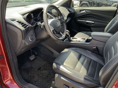 Used 2019 Ford Escape Titanium FWD image 25
