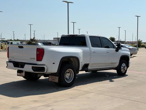 Used 2026 Chevrolet Silverado 3500 High Country w/ Technology Package AWD/4WD image 7