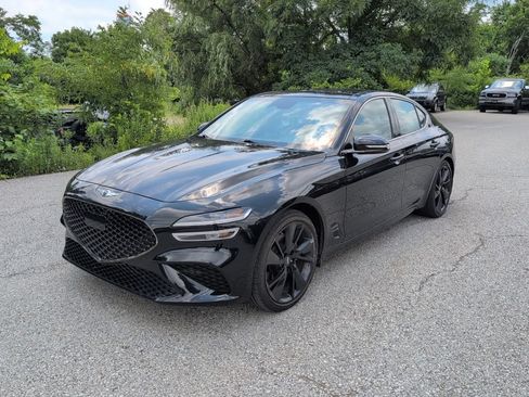 Used 2023 Genesis G70 2.0T w/ Sport Prestige Package AWD/4WD image 3