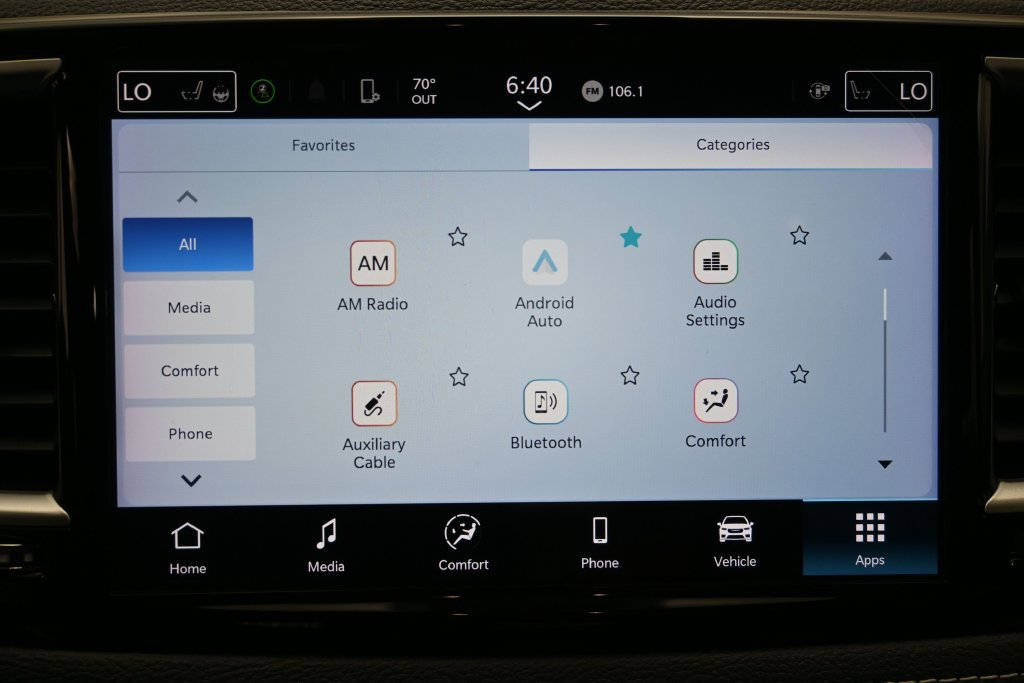 Used 2023 Chrysler Pacifica Touring-L w/ S Appearance Package FWD image 19