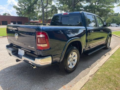 Used 2019 RAM 1500 Laramie AWD/4WD image 5