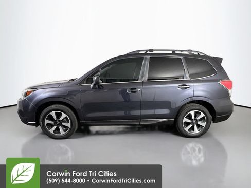 Used 2018 Subaru Forester 2.5i Limited AWD/4WD image 6