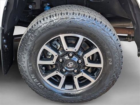Used 2019 Toyota Tundra Limited w/ Limited Premium Package image 5