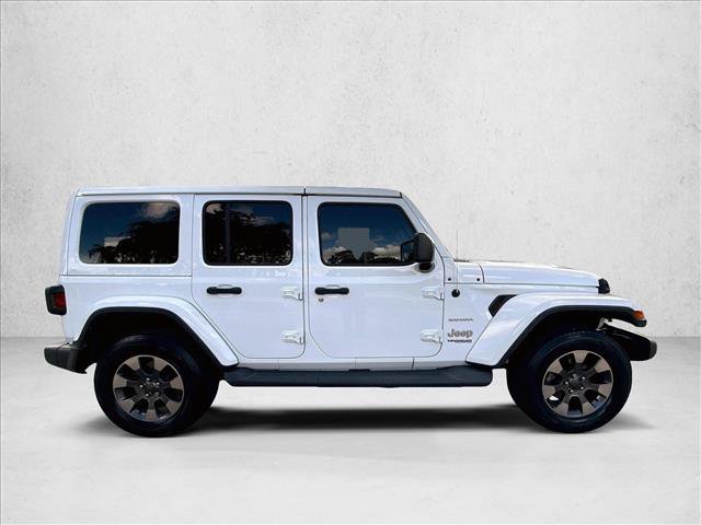Used 2018 Jeep Wrangler Unlimited Sahara AWD/4WD image 5