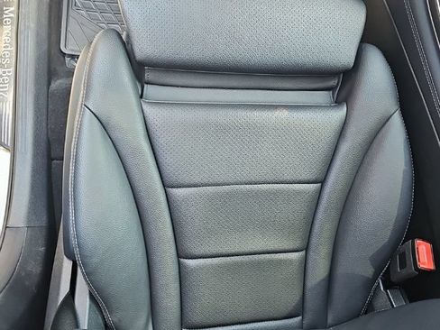 Used 2020 Mercedes-Benz GLC 300 4MATIC image 18