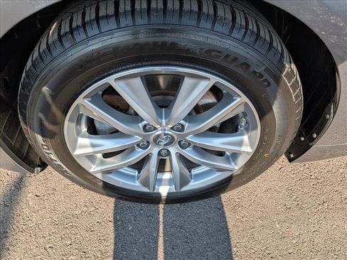 Used 2014 INFINITI Q50 2.0t w/ Moonroof Package image 9