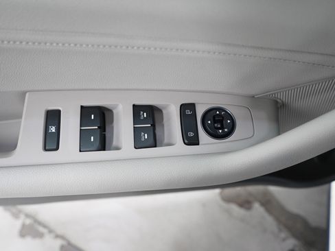 Used 2015 Hyundai Sonata Limited w/ Option Group 06 image 20