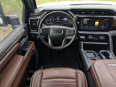 Used 2026 GMC Sierra 2500 Denali Ultimate AWD/4WD image 25