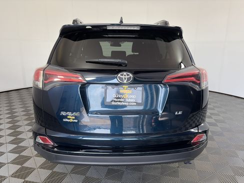 Used 2018 Toyota RAV4 LE w/ All Weather Liner Package FWD image 9