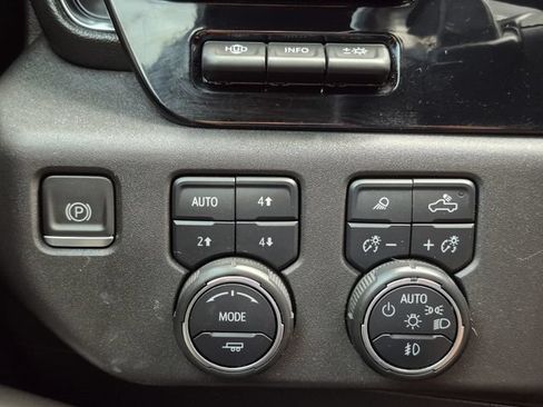 Used 2024 Chevrolet Silverado 1500 ZR2 w/ Technology Package AWD/4WD image 11